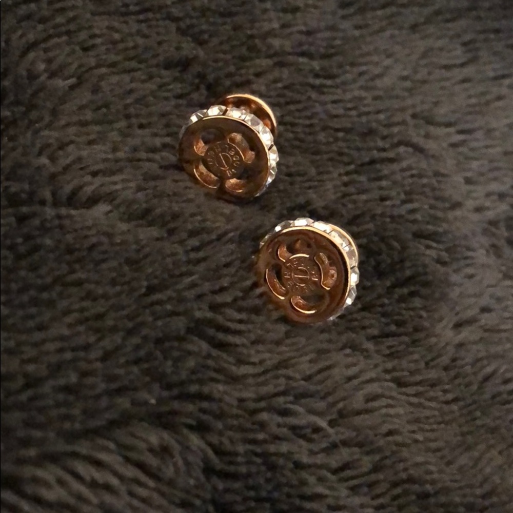 Henri Bendel rose gold stud
